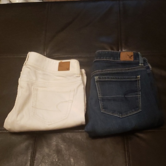 2 Pair AE Jean's bundle!! $22 - Picture 2 of 7
